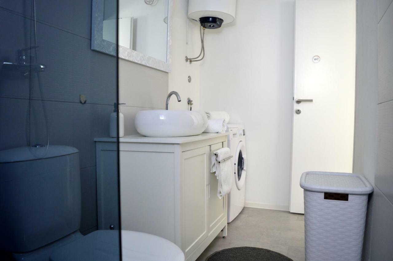 Garden Apartman Sutomiscica Kültér fotó